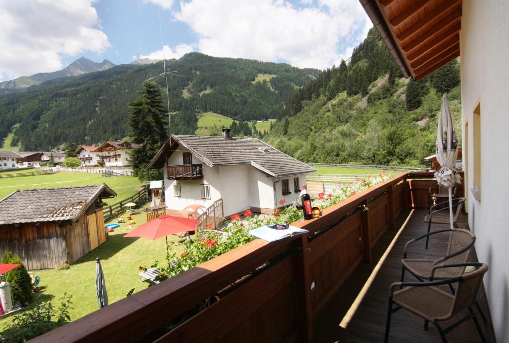 Alpenpension Elferblick Neustift im Stubaital Quarto foto